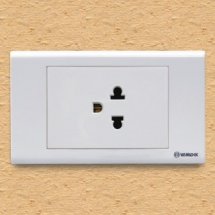 Ổ cắm đơn 3 chấu S18UE